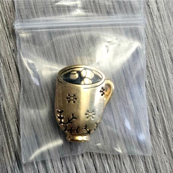 ZOX advent never let it cool #187 hot cocoa singles charm - Picture 3 of 9